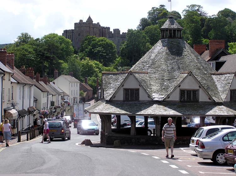 Dog-friendly Dunster