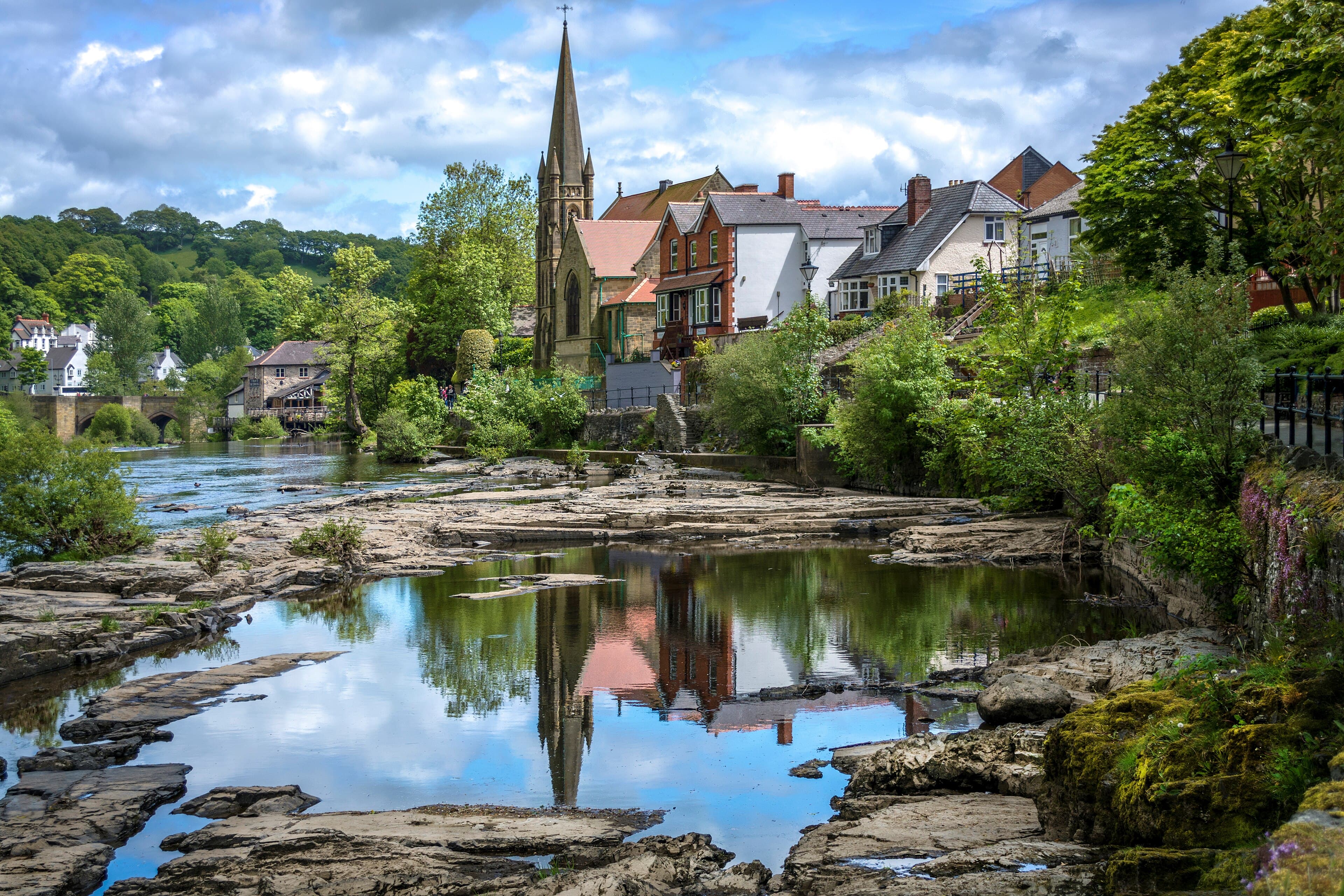 Dog-friendly Llangollen