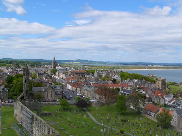 Dog-friendly St Andrews