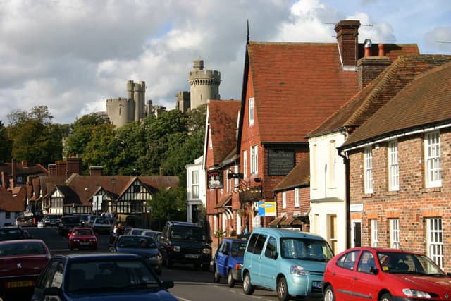 Dog-friendly Arundel